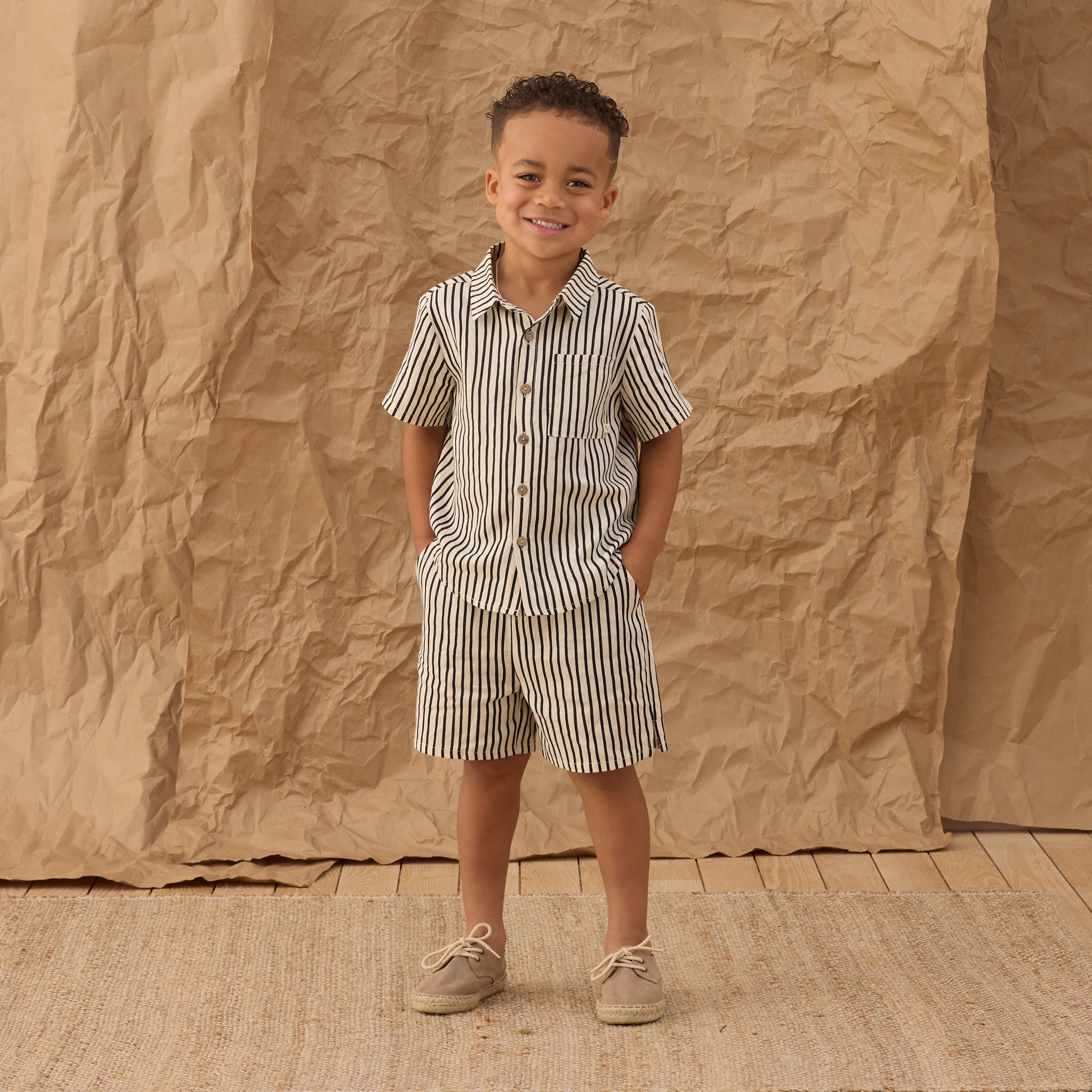 Collared Short Sleeve Shirt | Wavy Stripe