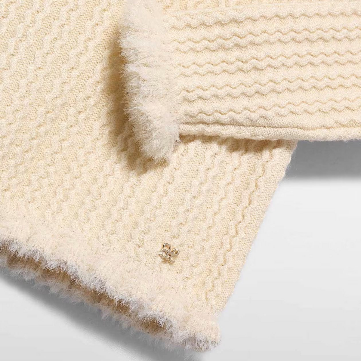 Mock Neck Faux Fur Sweater | Ivory