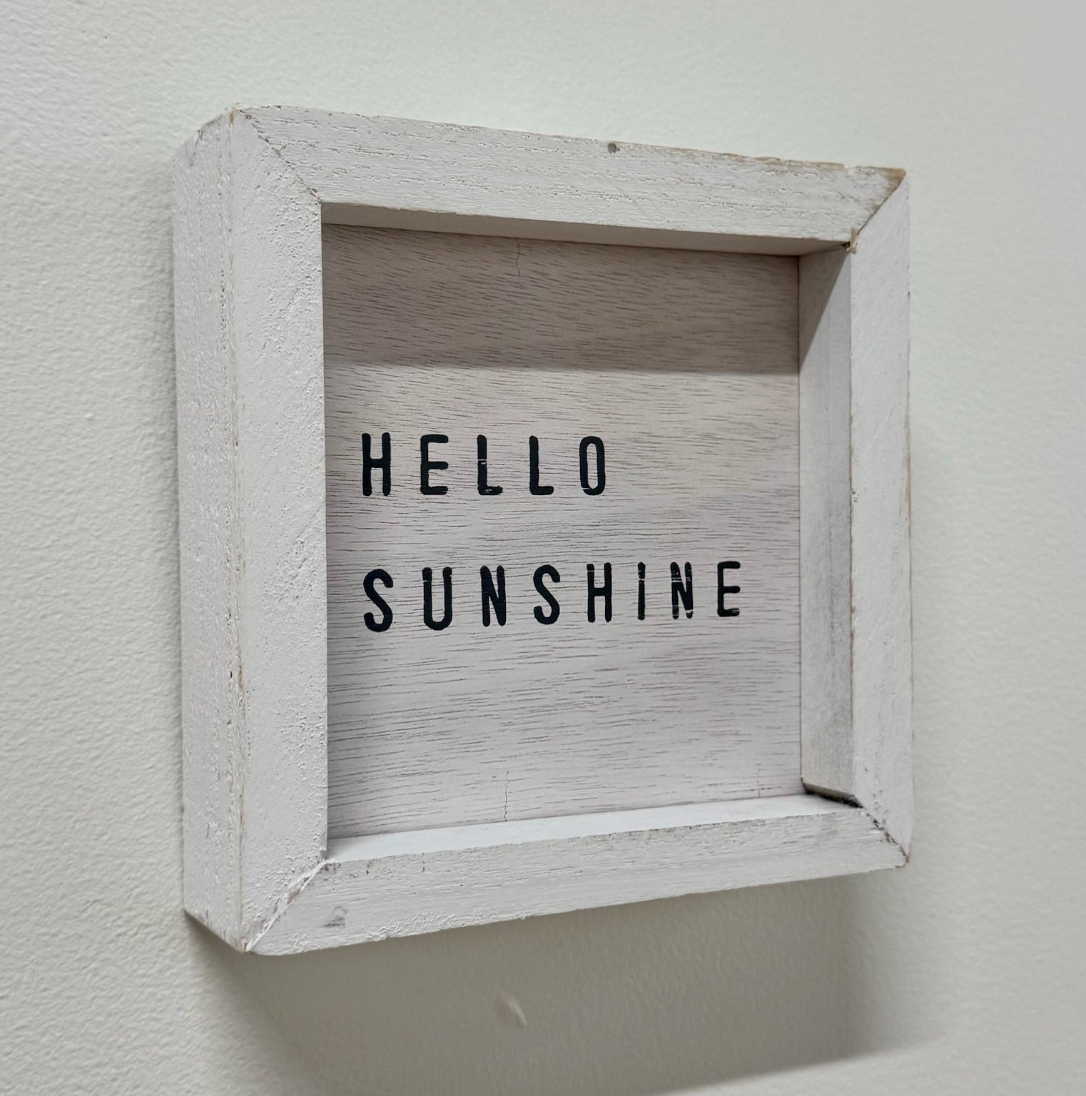 Hello Sunshine Sign