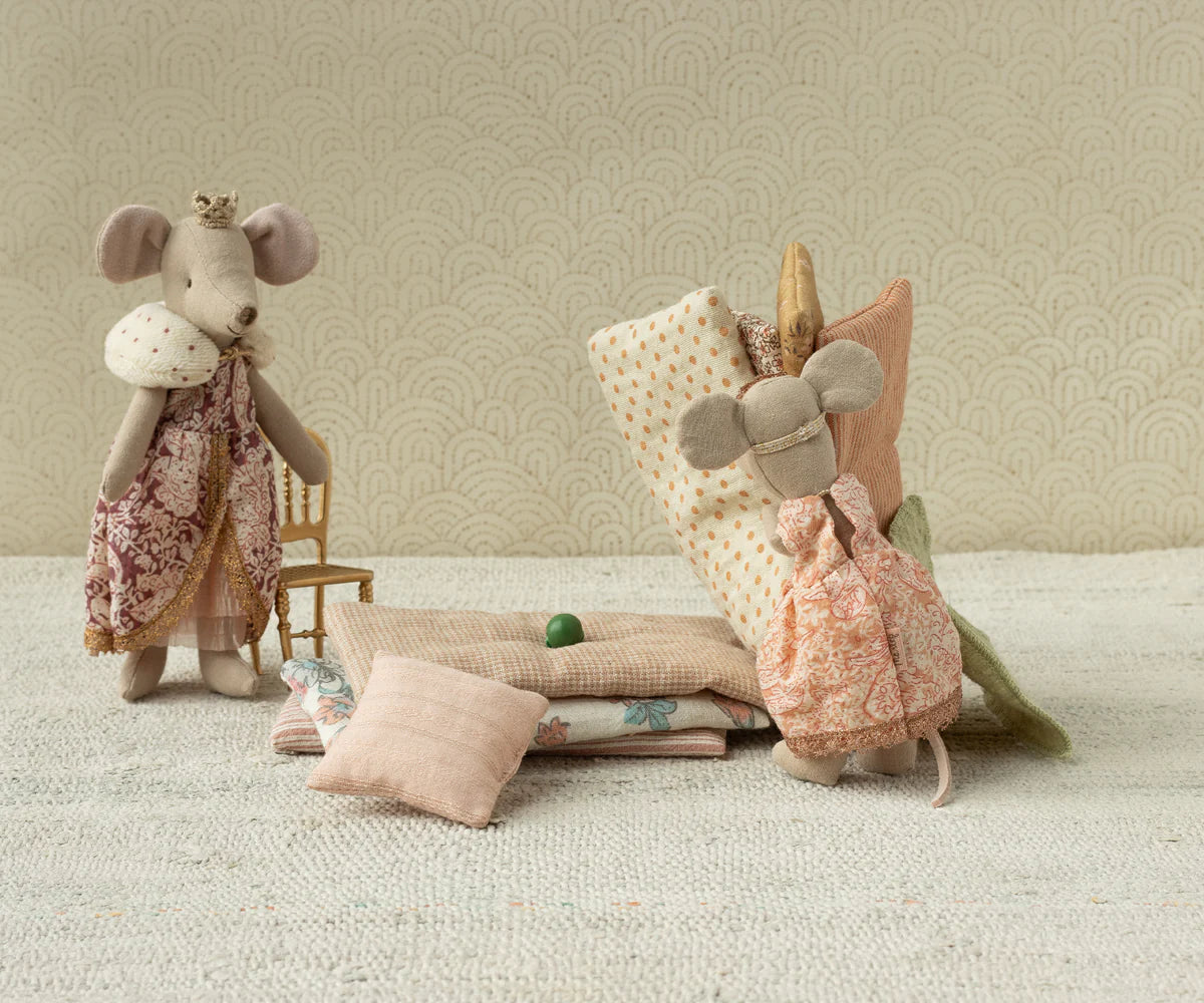 Princess and the Pea | Big Sister Mouse