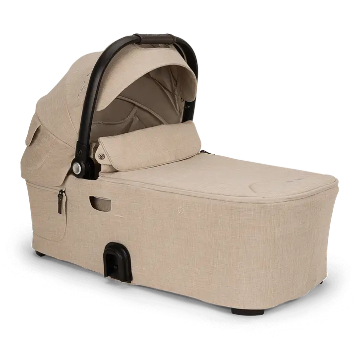 DEMI Next Bassinet + Stand